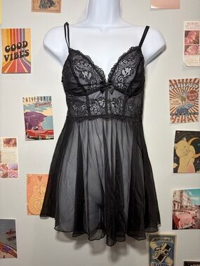 Dkny Black Lace & Sheer Mesh Chemise